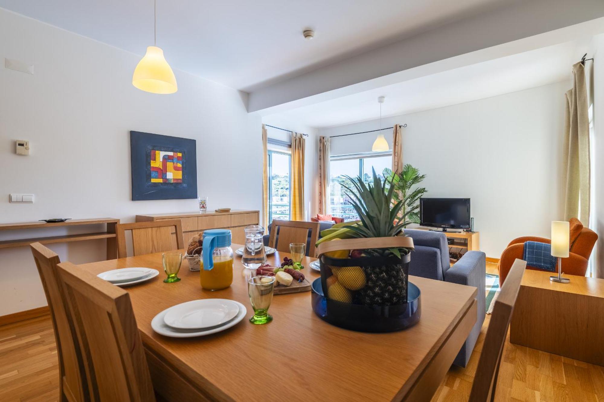 Marina Breeze Apartment With Pool - 900M From The Beach Албуфейра Екстериор снимка